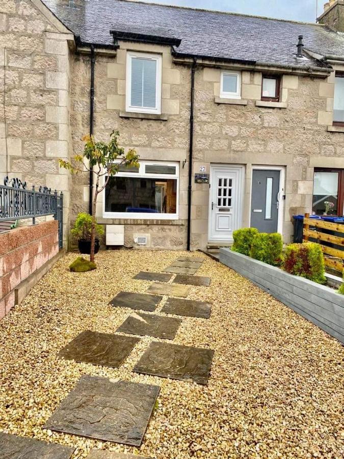 Claire'S Townhouse, Aberdeenshire, 3 Bedrooms Oldmeldrum Extérieur photo